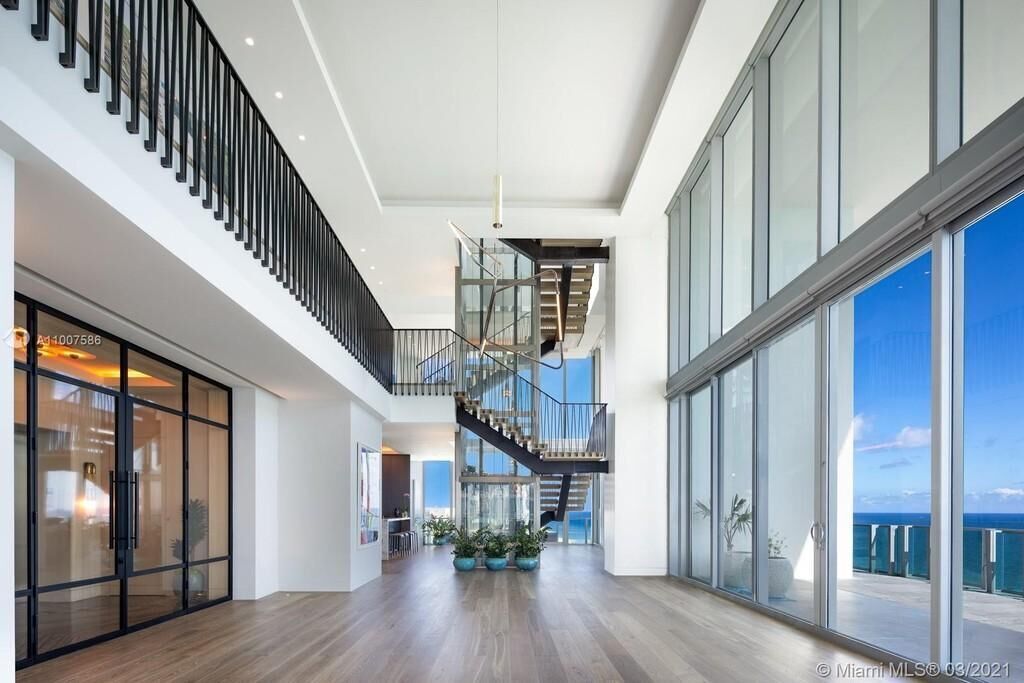 #18. 6901 Collins Ave Unit Ph, Miami Beach